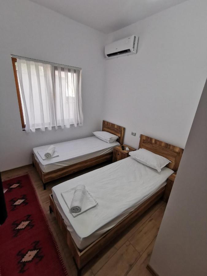 Bed and Breakfast Bujtina Valgent à Berat Extérieur photo